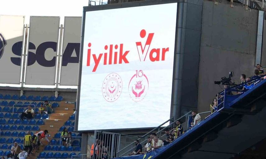 Fenerbahçe-Beşiktaş derbisinde iyilik teması ön plandaydı
