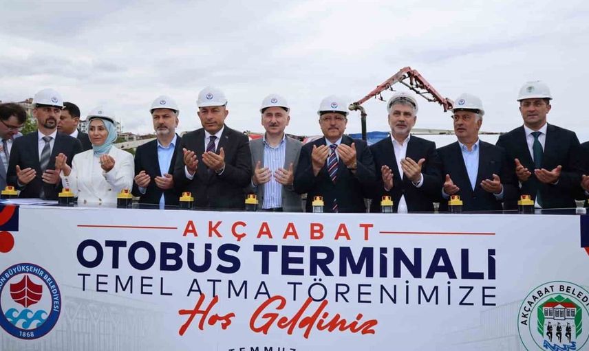 Trabzon'un Akçaabat ilçesinde yeni otogarın temeli atıldı
