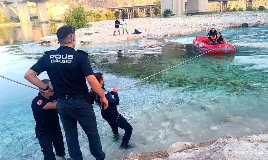 Fırat Nehri'nde piknik macerası: 6 kişi kurtarıldı