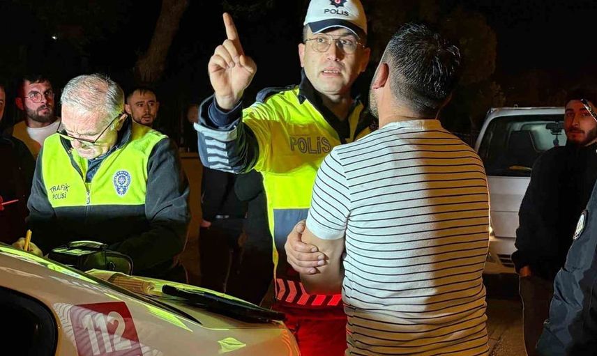 Kayseri'de trafik kazası: otomobil motosiklete çarptı, 1 kişi ağır yaralı