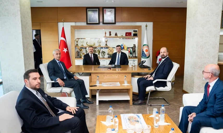 Cevdet Yılmaz, Gölbaşı Belediyesi'ni ziyaret ederek ilçenin potansiyelini değerlendirdi