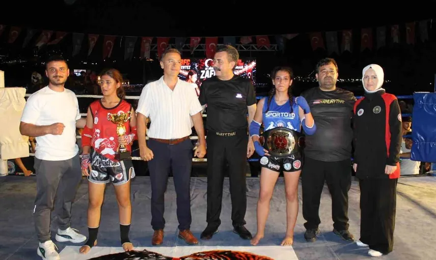 Manisalı sporcular Muaythai şampiyonluğuna uzandı