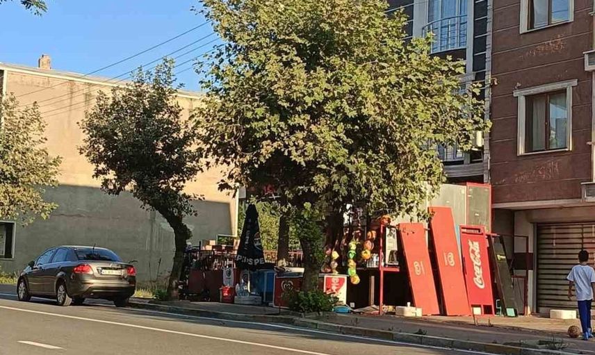 Kocaeli'de otomobilin çarptığı genç kız ağır yaralandı