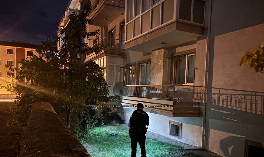 Erzincan'da bir kadının 4. kattan düşmesi sonrası hayatını kaybettiği bildirildi