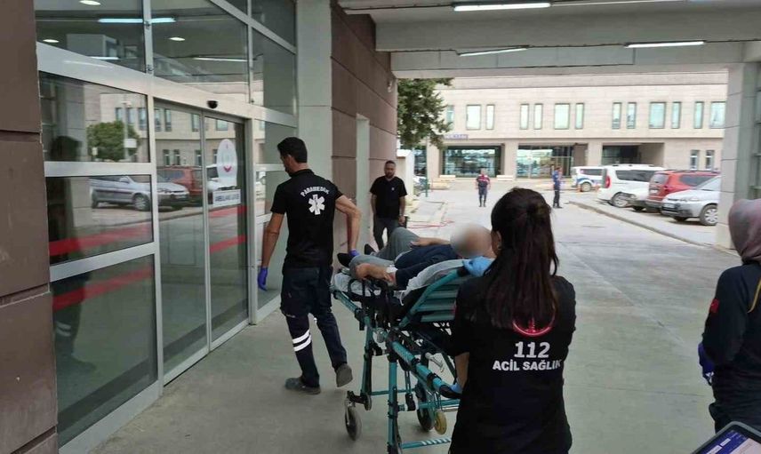 Bir kişinin çok sayıda ilaç içerek hastaneye kaldırılması Adıyaman'da gerçekleşti