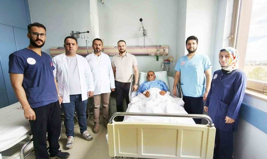 Ameliyat sonrası sağlığına kavuştu: Mesanesinden 42 taş çıkarıldı