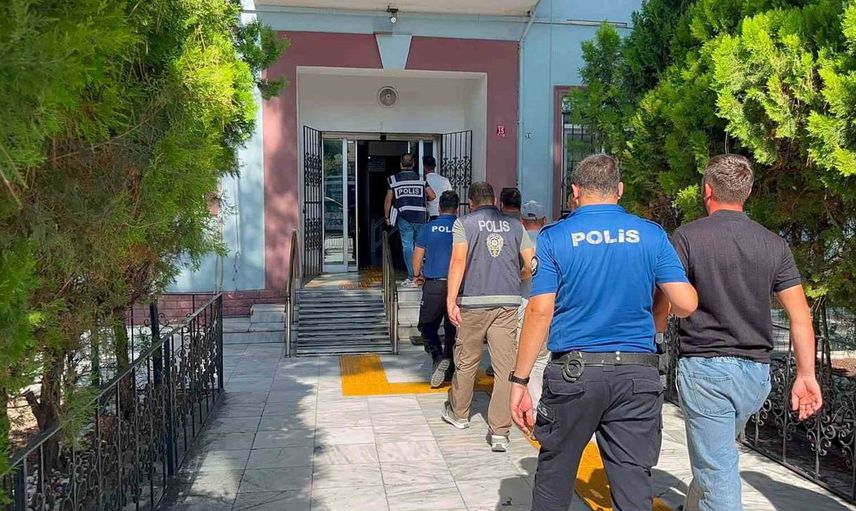 Manyas'ta suçlulara geçit vermeyen operasyon: 7 kişi yakalandı