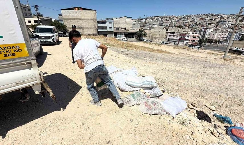 Vatandaş ihbarı sayesinde moloz döken kişi yakalandı