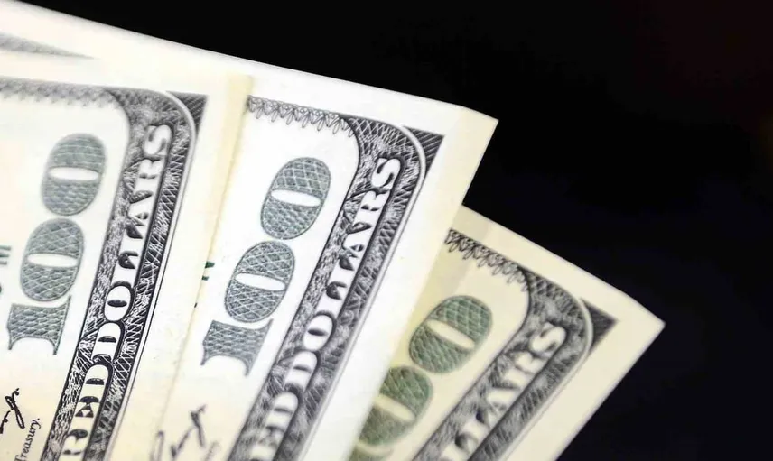 Döviz piyasasında yeni haftaya başlangıç: Dolar ve euro fiyatları belirlendi
