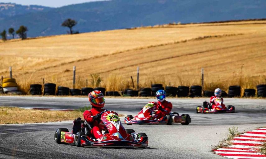 Dynamic Racing Team, Türkiye karting şampiyonasında dört kategoride başarı elde etti