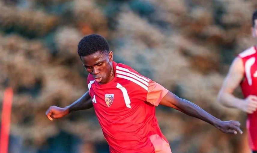 Kayserispor'un yıldızı mamadi camara milli takıma seçildi