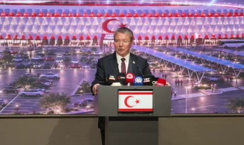 Başbakan Üstel'den Kıbrıs Türk gençliğine tarihi destek mesajı