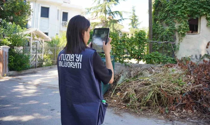 Tuzla'da yerinde gözlem projesi ile vatandaşların sorunları anında tespit ediliyor
