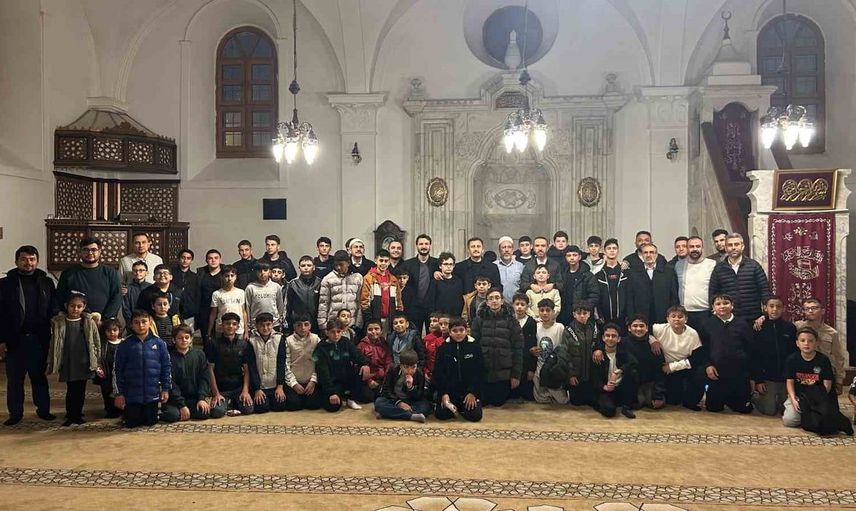 Bolvadin'de cami buluşmaları katılımcılardan tam not aldı