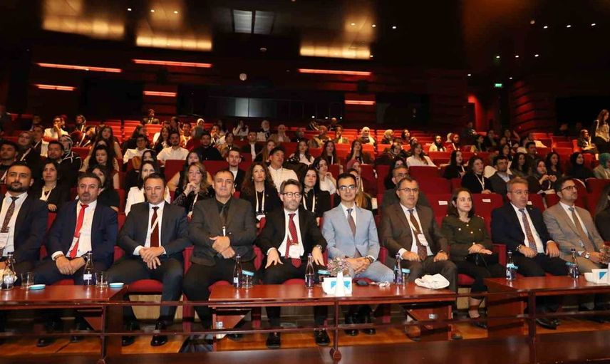 Necmettin Erbakan Üniversitesi'nde diş hekimliği alanında uluslararası buluşma
