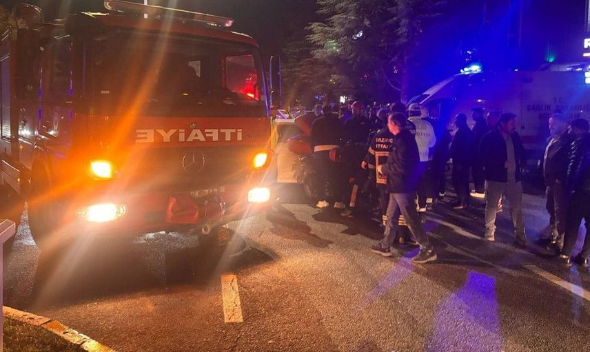 Erzincan'da motosiklet ve otomobil kazasında bir kişi yaralandı