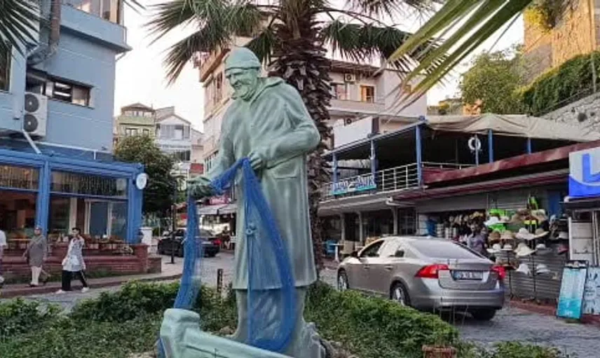 Amasra'da av sezonu coşkuyla başladı: Balıkçılar denize açıldı