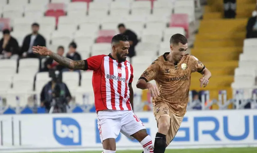 Sivasspor, Mardin 1969 ile 2-2 berabere kalarak puanları paylaştı