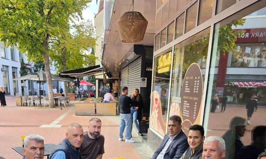 Çermik Belediye Başkanı Almanya'da hemşehrileriyle bir araya geldi