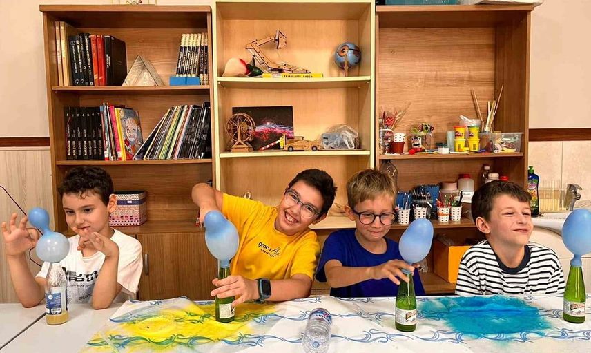 Başiskele’de miniklerin yaz tatili bilim ve teknolojiyle dolu geçiyor