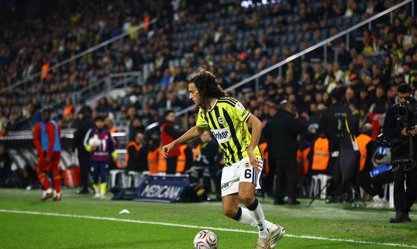Fenerbahçe, Göztepe'ye evinde yenilerek hayal kırıklığı yaşadı