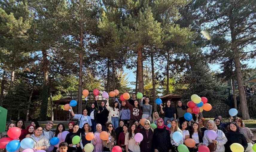 Hitit Üniversitesi'nde dünya kız çocukları günü etkinliği ile farkındalık arttırıldı
