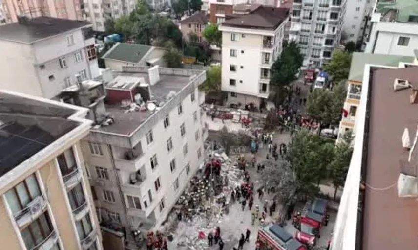 Maltepe'de çöken binada kurtarma çalışmaları hızla devam ediyor