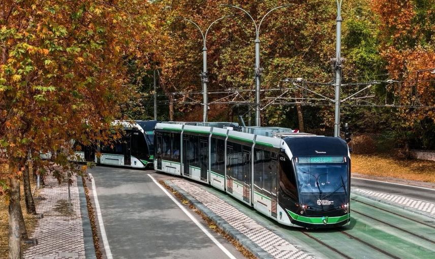 Akçaray tramvay hattı, günlük yolcu rekorunu kırarak dikkat çekti