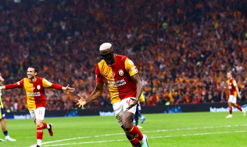 Galatasaray'ın yıldızı victor osimhen, derbideki iki golle göz doldurdu
