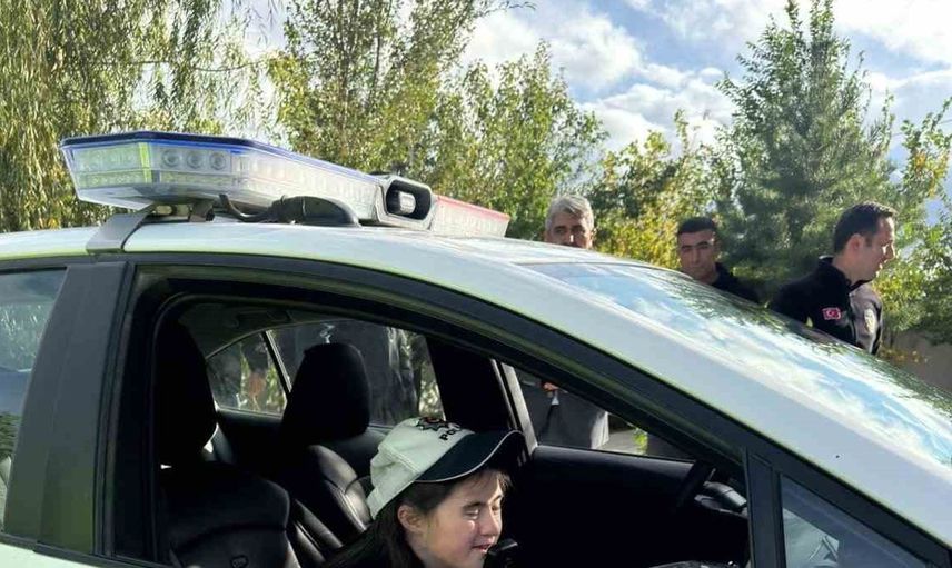 Diyadin'de polisler özel öğrencilere sıcak bir ziyaret gerçekleştirdi