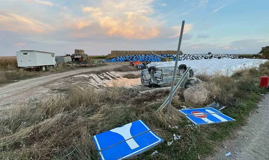 Karaman'da takla atan otomobilin kaza anı güvenlik kamerasında kaydedildi