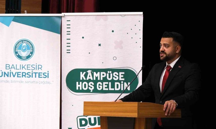 Türkiye yüzyılı zirvesi Balıkesir Üniversitesi’nde gençlerin geleceği için umut verici bir buluşma oldu