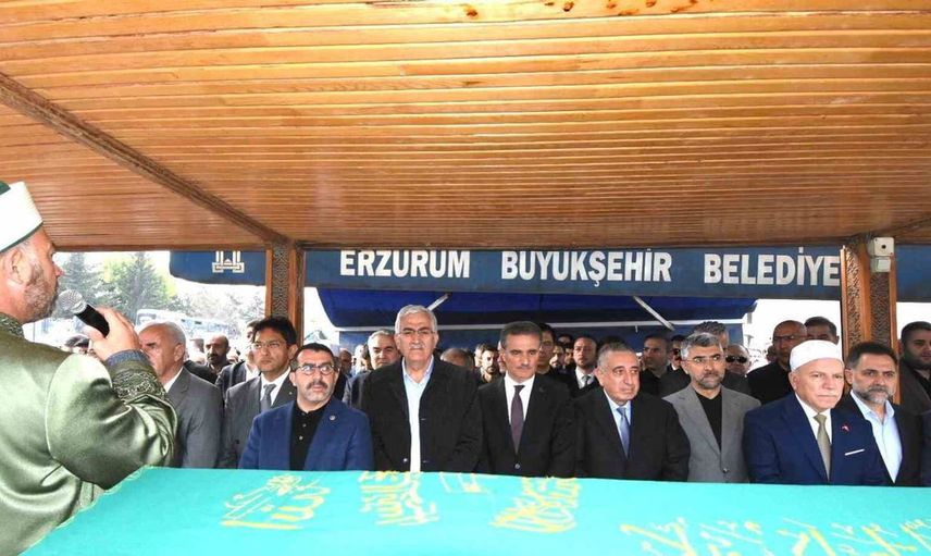 Erzurum'da acı veda: Ahmet Turan Öz son yolculuğuna uğurlandı