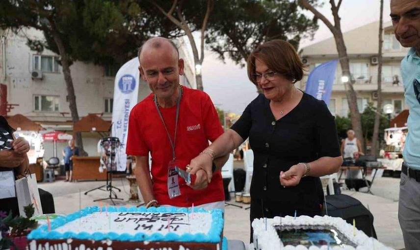 Didim Belediyesi, Altınkum Sanat Sokağı’nda sanat ve dayanışmayı buluşturdu