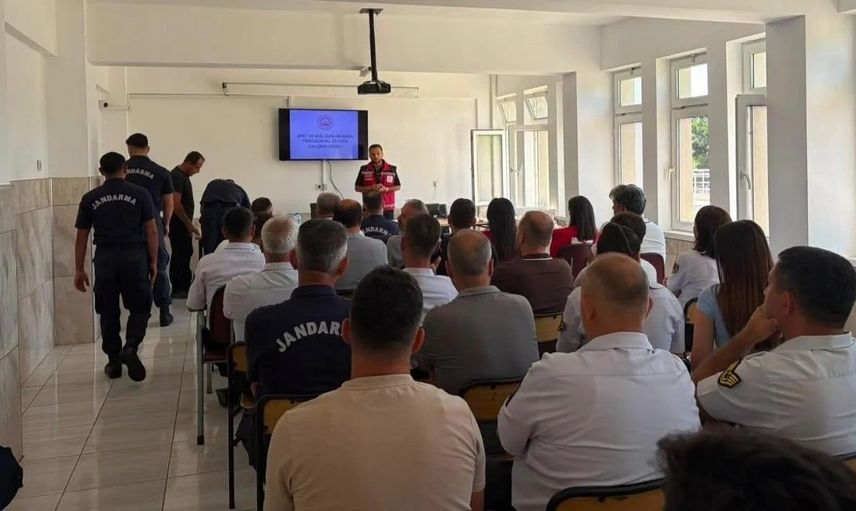Sinop’ta jandarma personeline psikososyal destek eğitimi verildi