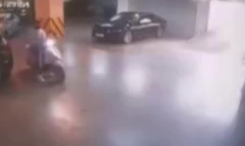 Çiğli'de belediye başkanının makam aracına silahlı saldırı gerçekleşti