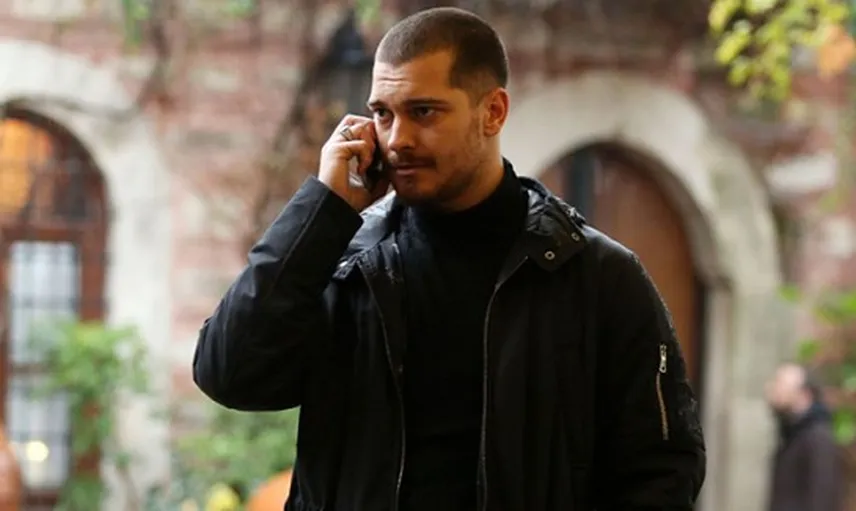 Çağatay Ulusoy ve Duygu Sarışın Aşkı Tekrar Alevlendi