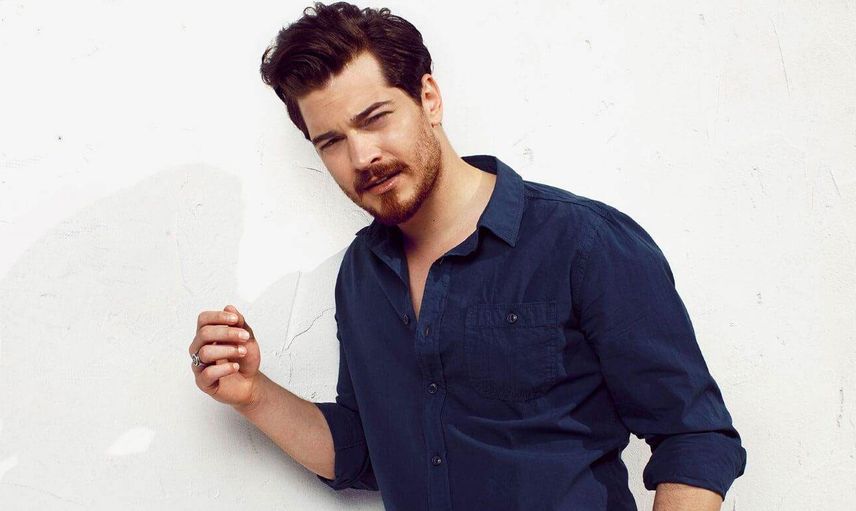 Çağatay Ulusoy'dan eski sevgilisine şaşırtan hamle