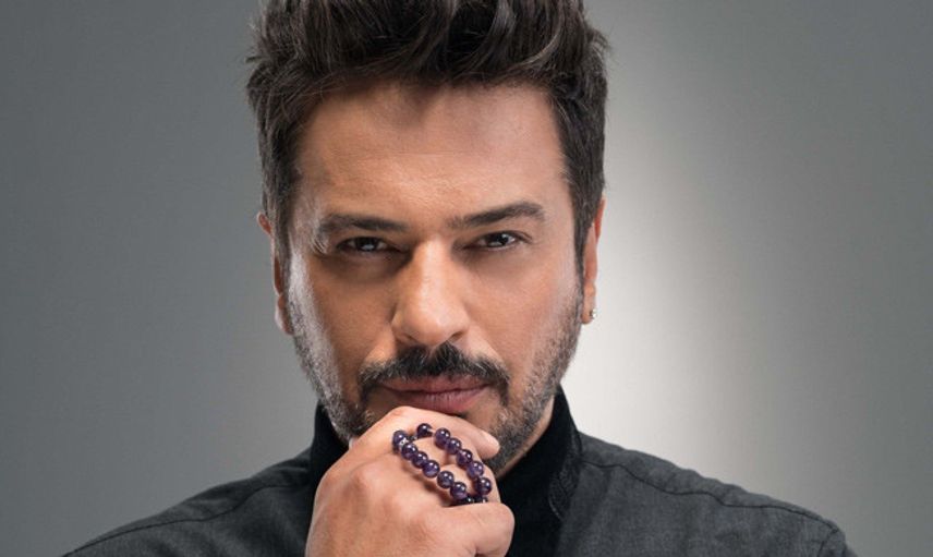 Çağla Şıkel ve Çocuklarından Emre Altuğ'a Sürpriz!