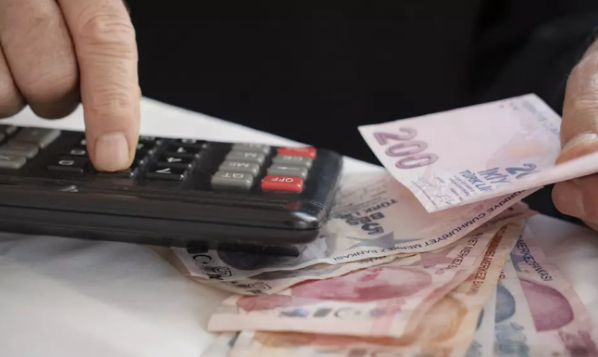 Çalışkan net konuştu! Emekliye 10 bin TL zam