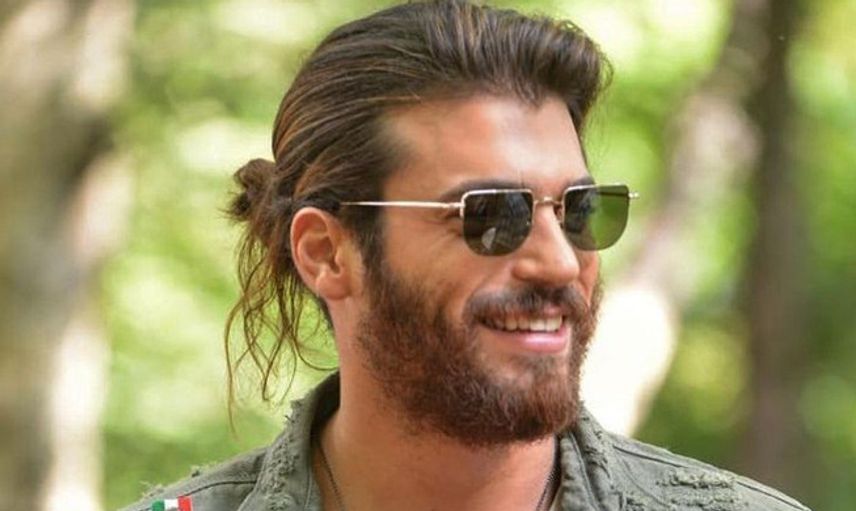 Can Yaman İhanete Uğradığı Sevgilisi İle Birlikte Fotoğraf Paylaştı!