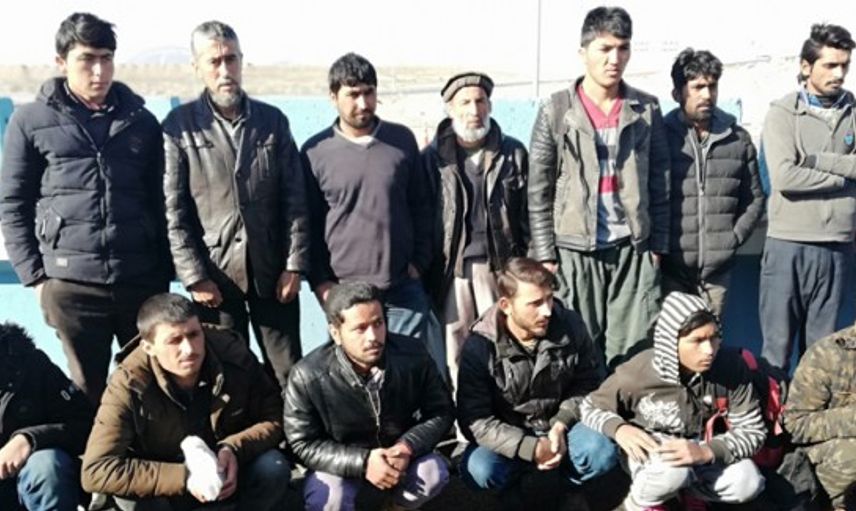 Çanakkale'de 53 Düzensiz Göçmen Yakalandı