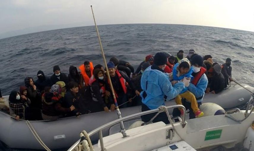 Çanakkale’de 54 Düzensiz Göçmeni Türk Sahil Güvenlik Ekipleri Kurtardı