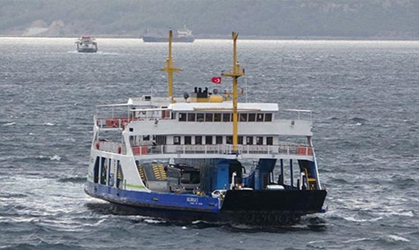 Çanakkale'de Feribot Seferlerine Fırtına Engel Oldu