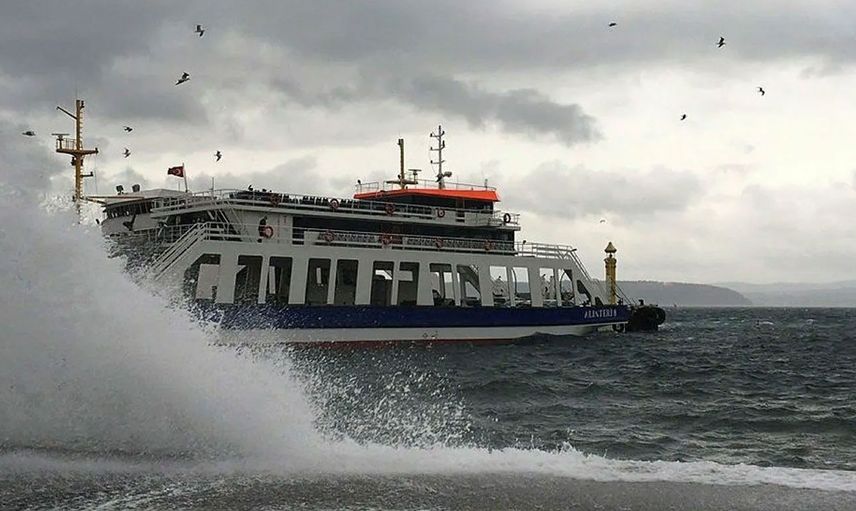 Çanakkale’dekilere duyuru: Yarınki Gökçeada ve Bozcaada feribot seferleri iptal edildi!