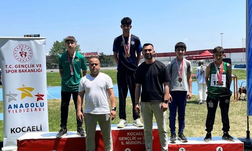 Çayırova Genç Atletizm ve Basketbolcularının Başarısı