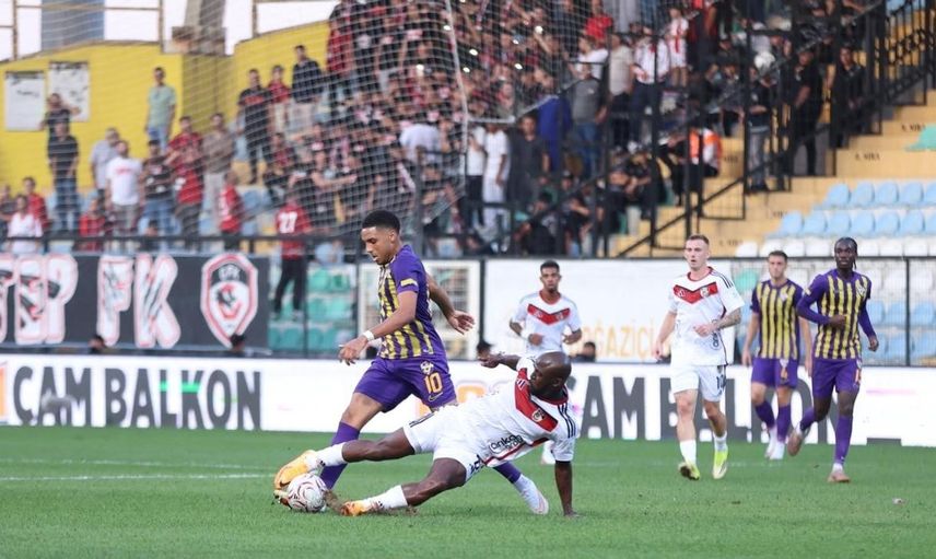 Eyüpspor ve Gaziantep FK gol atamadan soyunma odasına gitti