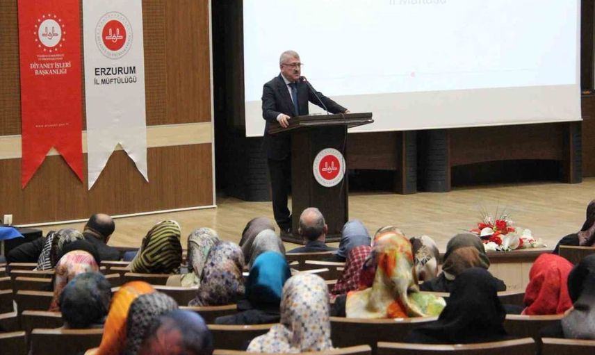 Diyanet İşleri Başkanlığı, Erzurum'da sahaya inerek buluşmalar gerçekleştirdi