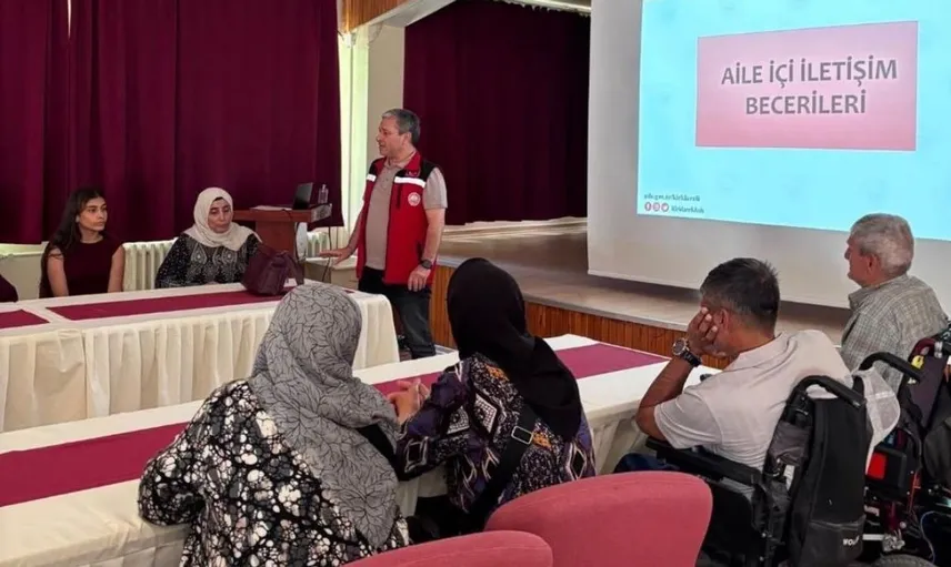 Kırklareli'nde aile yaşam becerileri semineri ile farkındalık artırılıyor