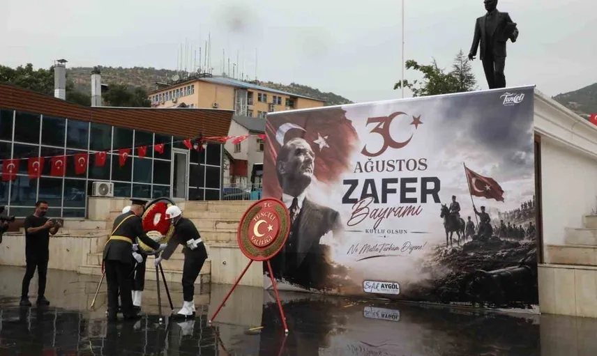 Tunceli'de 30 Ağustos Zafer Bayramı coşku ve gurur içerisinde kutlandı